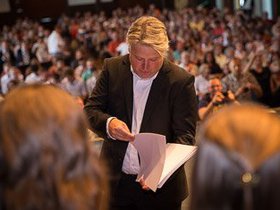 AS15-13.jpg